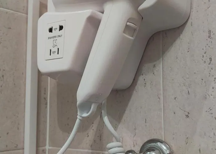 Lägenhet Turistico Leonardo - Rome, 20m In Treno -fiumicino Airport, 2m In Treno- Fiera, 2m In Treno *